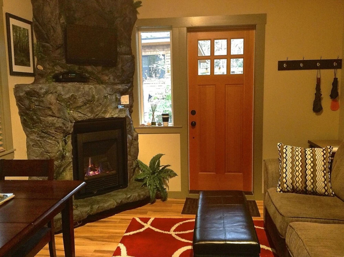 Handsome Dan's Port Renfrew