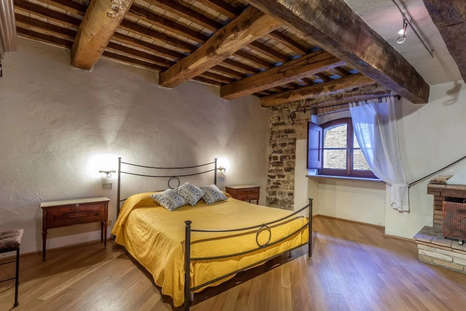 Suite Torre Del Colle