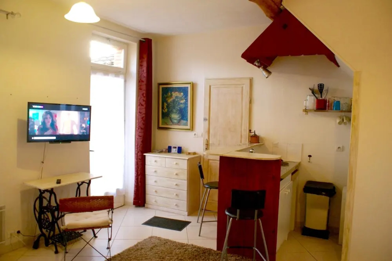 Studio in Villenouvelle, With Enclosed Garden and Wifi