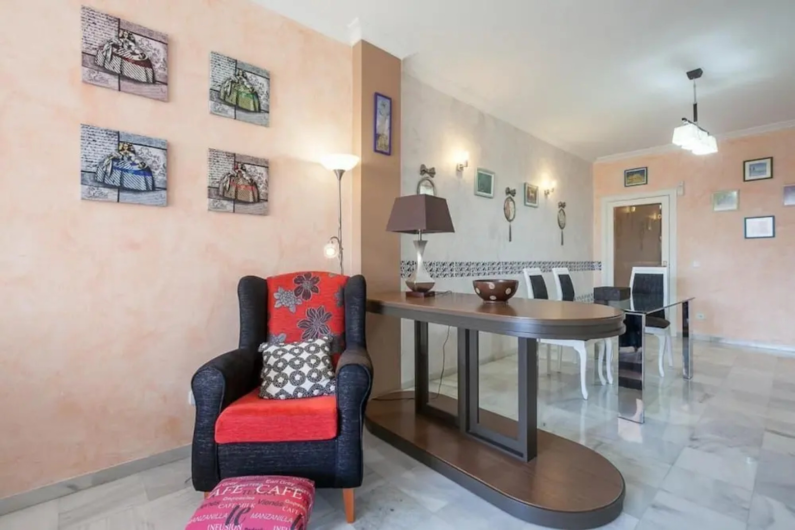 Bonito Piso Junto al Rio