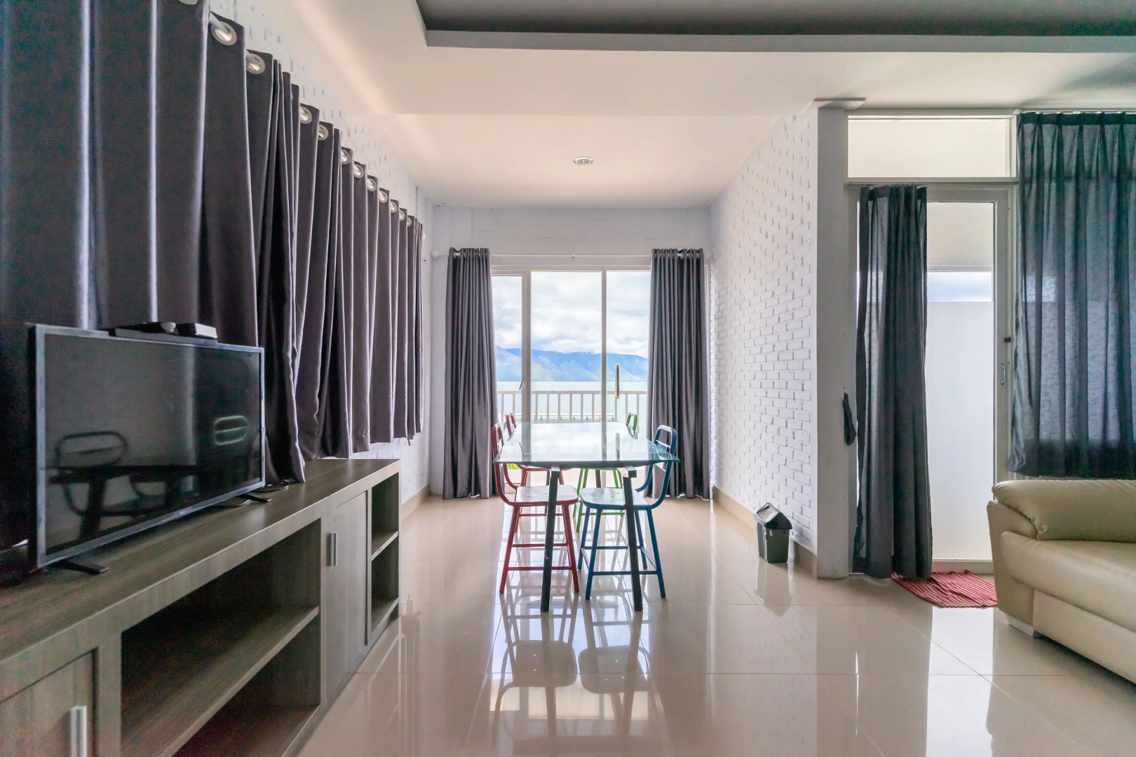 RedDoorz Plus @ Vantas Hotel Parbaba