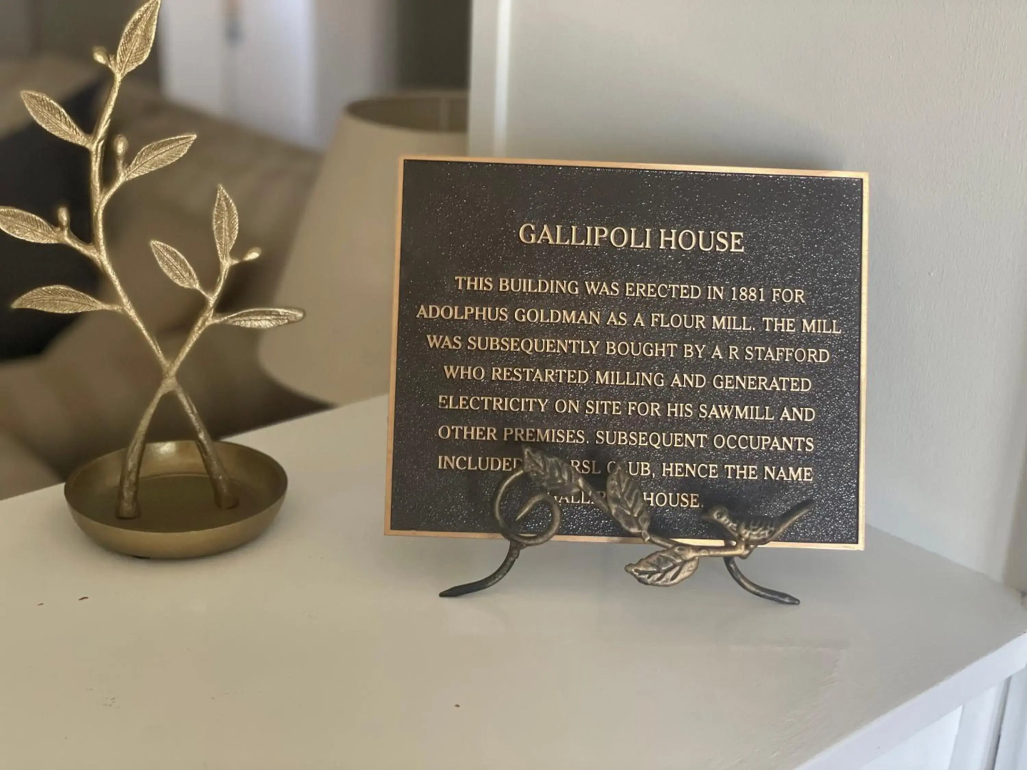 The Old Flour Mill Apartment (Gallipoli house)