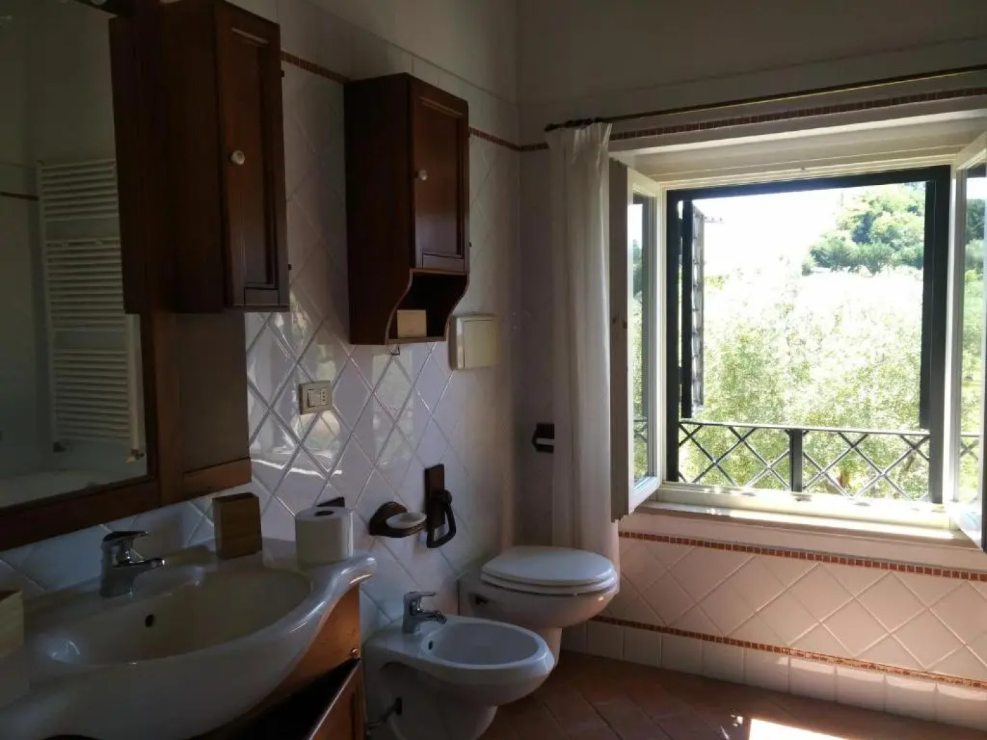 Villetta sui colli nelle Marche