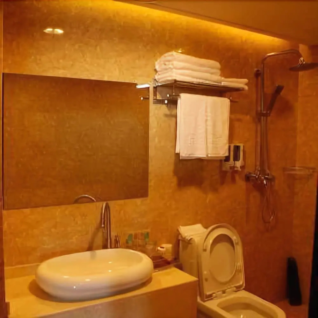 Kunlun International Business Hotel