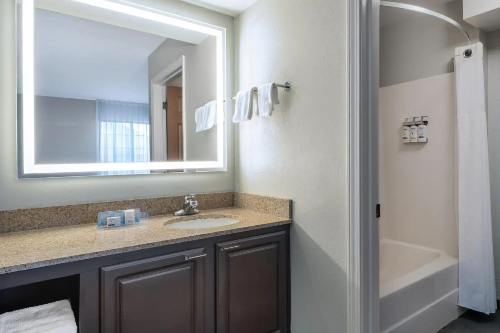 Staybridge Suites Columbus-Dublin by IHG