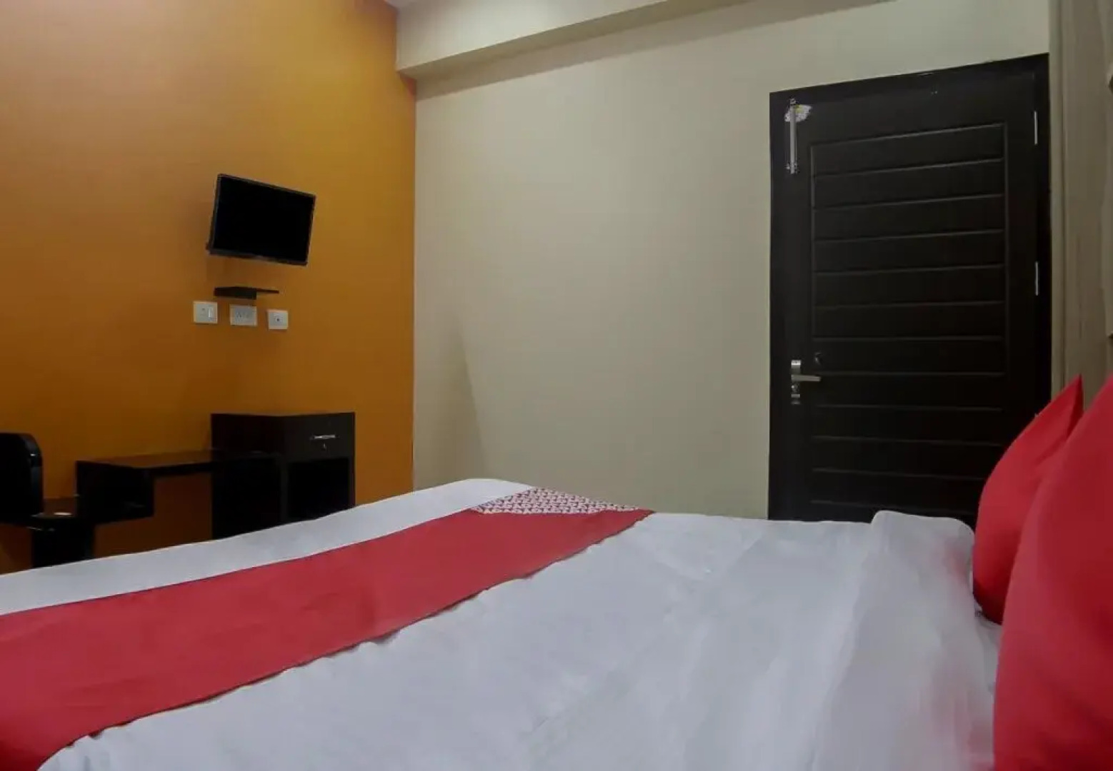 Satkar Hotel By OYO Rooms