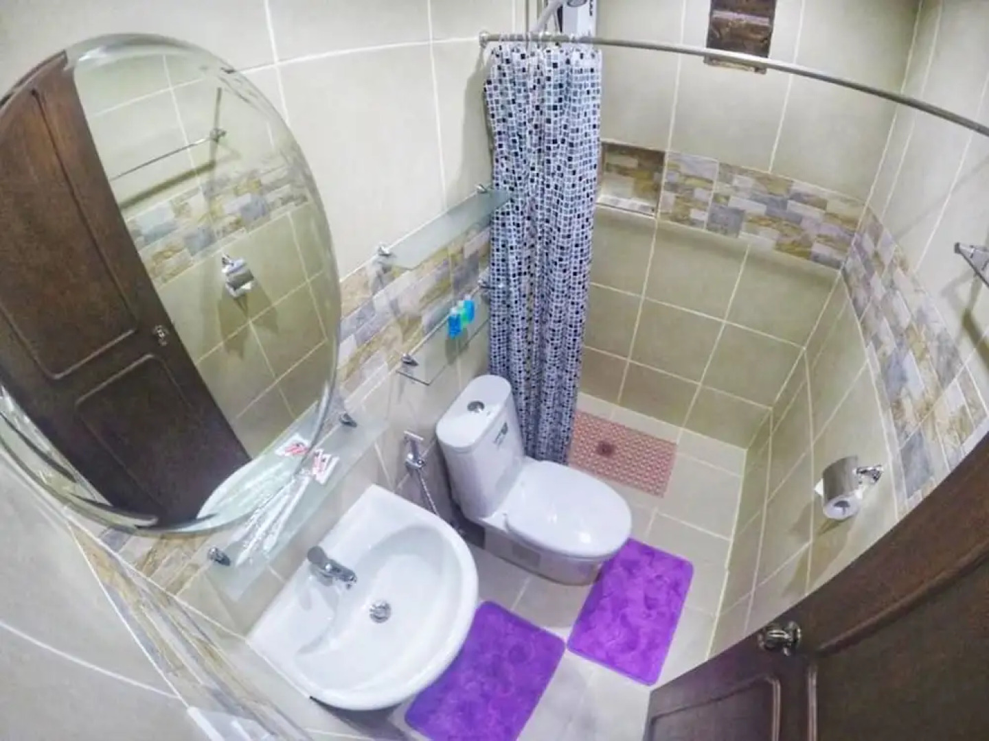 Luljettas Place Garden Suites