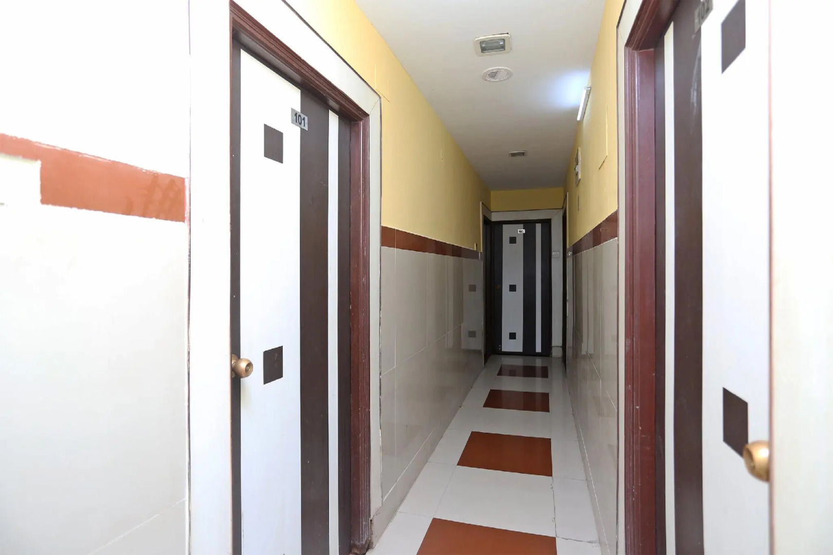 OYO 8256 Amantran Resort