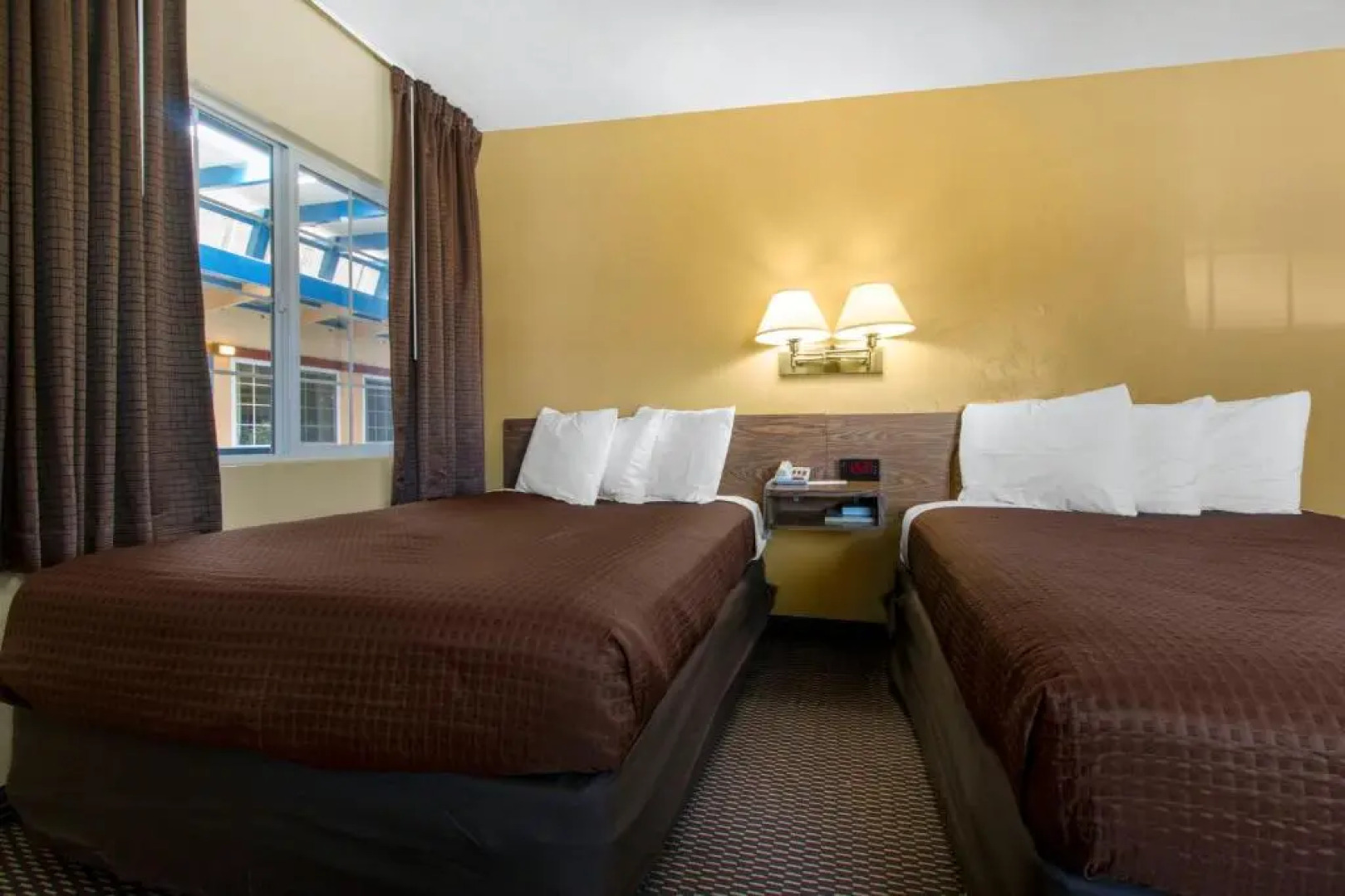 Town House Motel – Historic Old Town Eureka