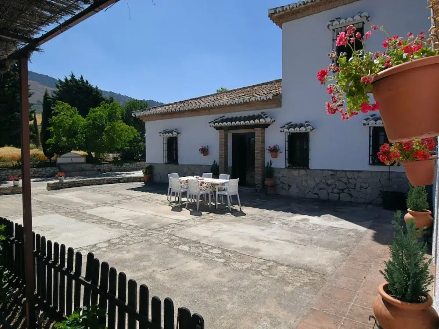 Luxurious Villa in Loja With Swimming Pool