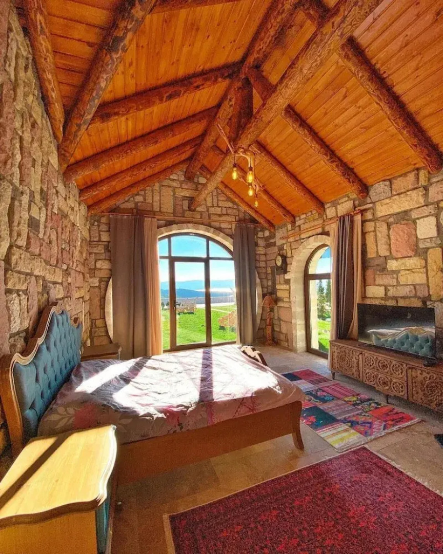 Amazing Stone House With Private Pool in Iznik