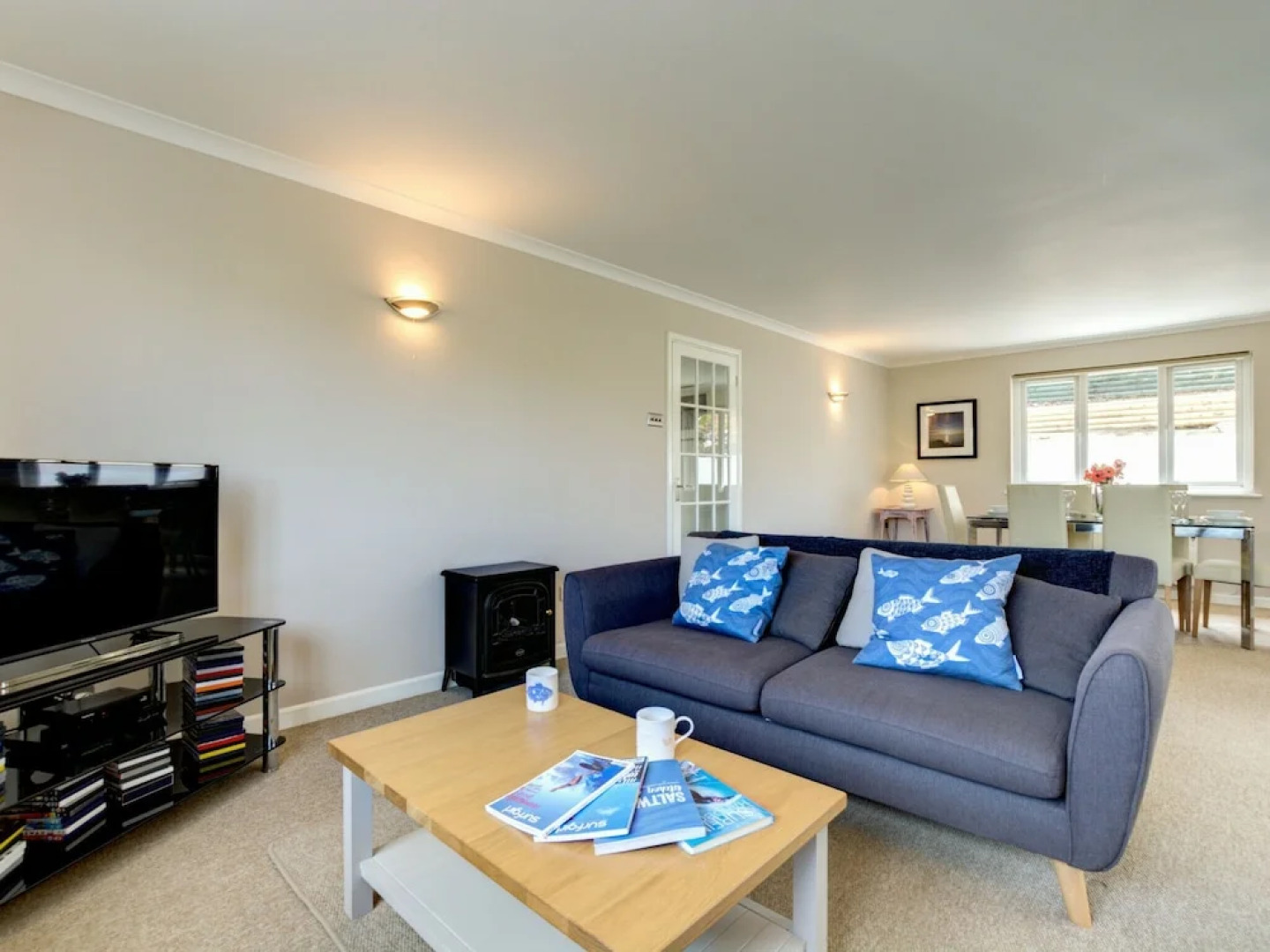 Beautiful Holiday Home in Mawgan Porth With Garden