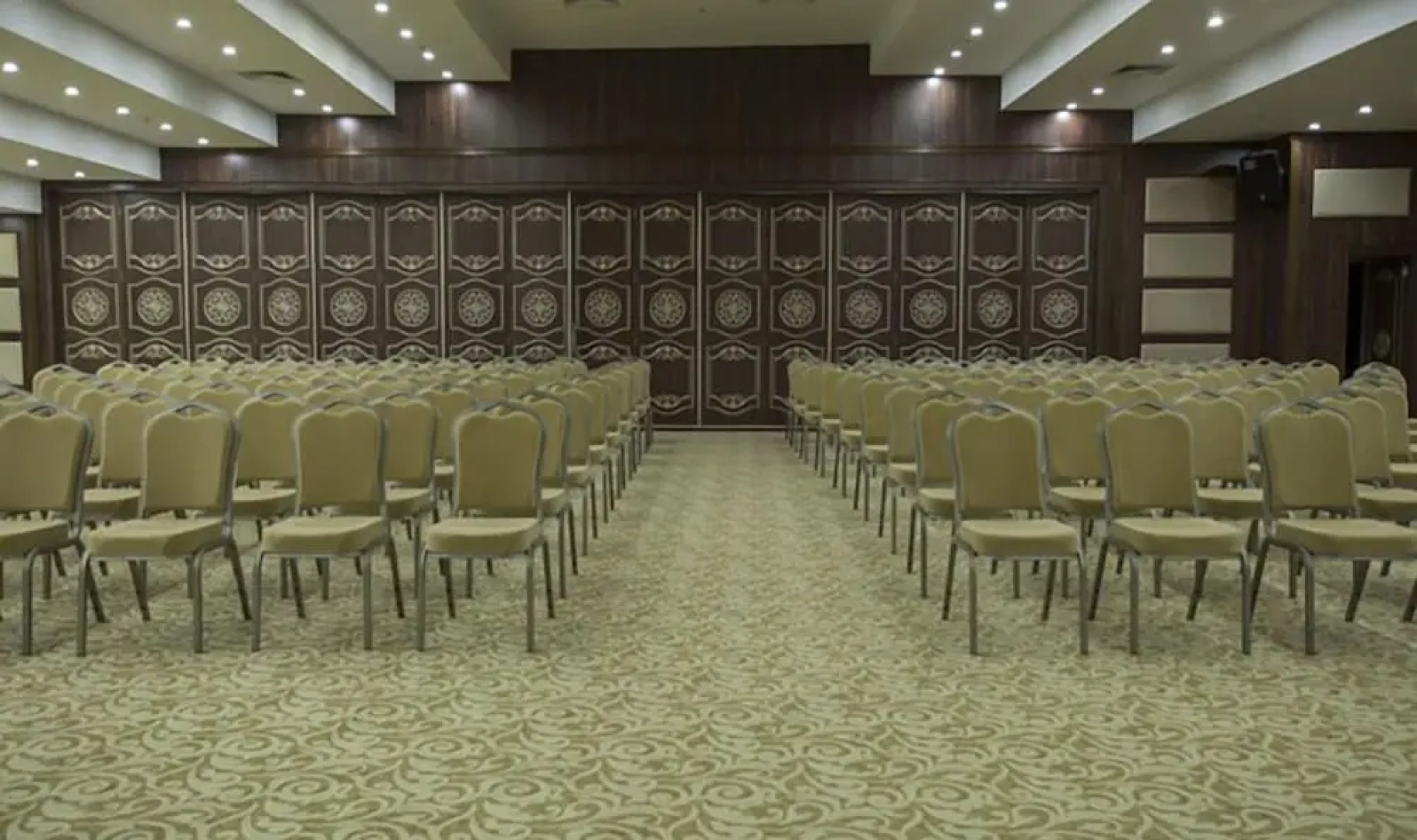 Sarot Termal Park Resort & Spa Halal Hotel