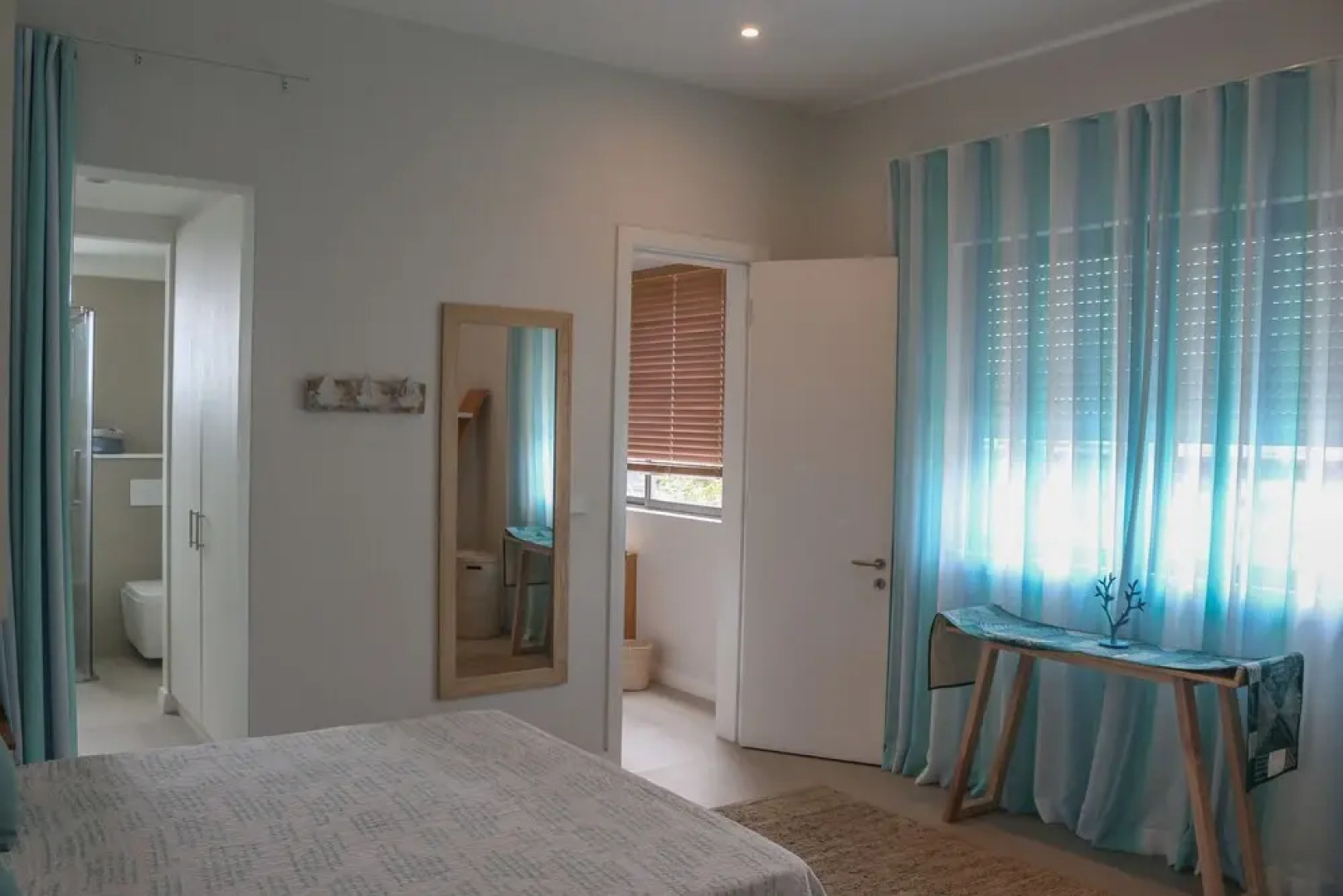 Sea Rock by Horizon Holidays