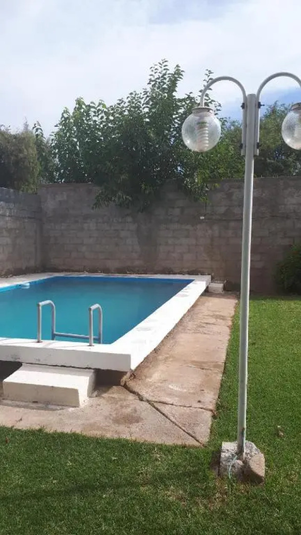 Casa con Piscina