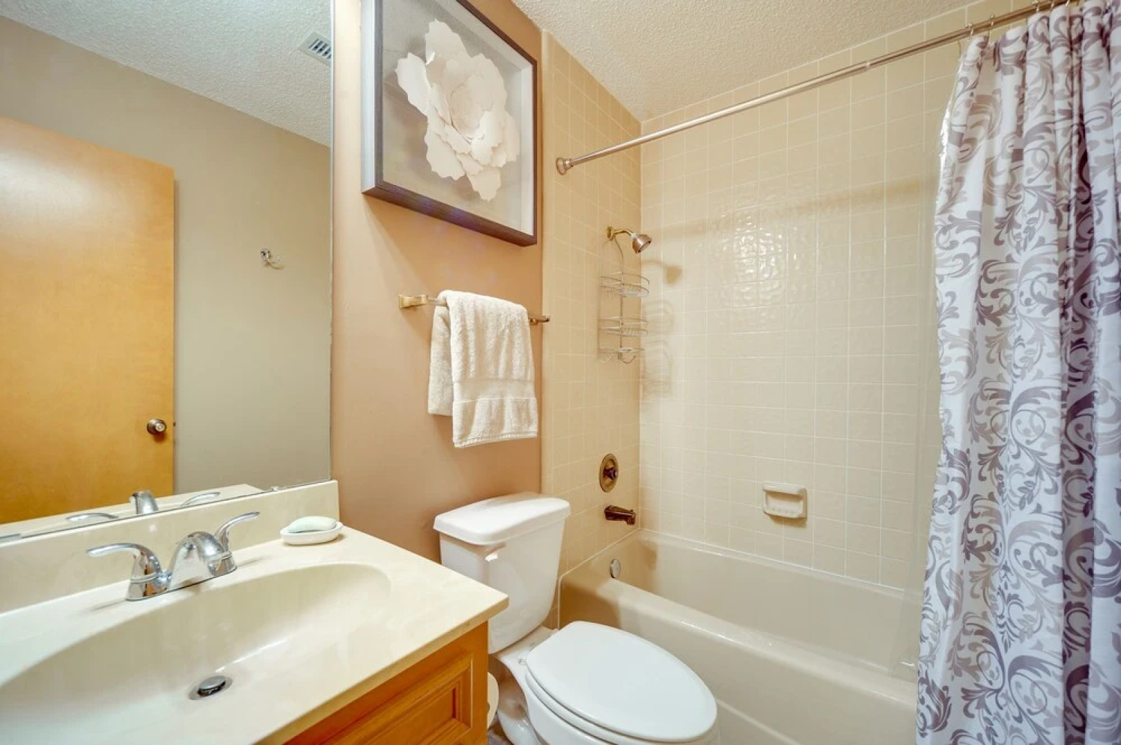 Dog-friendly Texas Retreat w/ Fireplace & Grill!