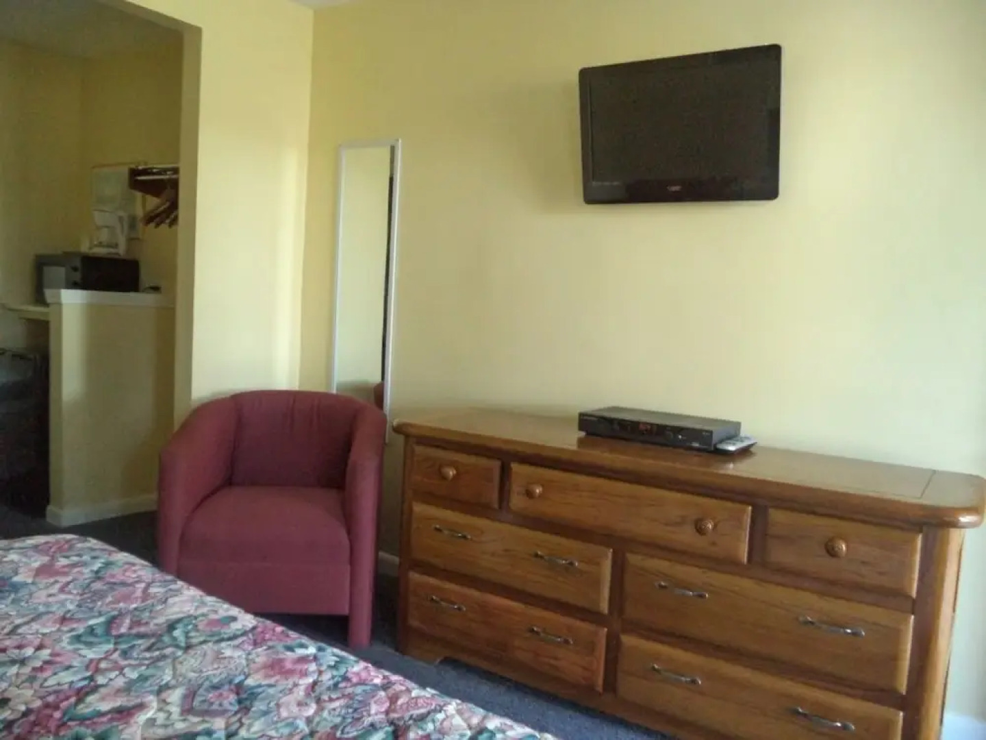 The Weathervane Motel