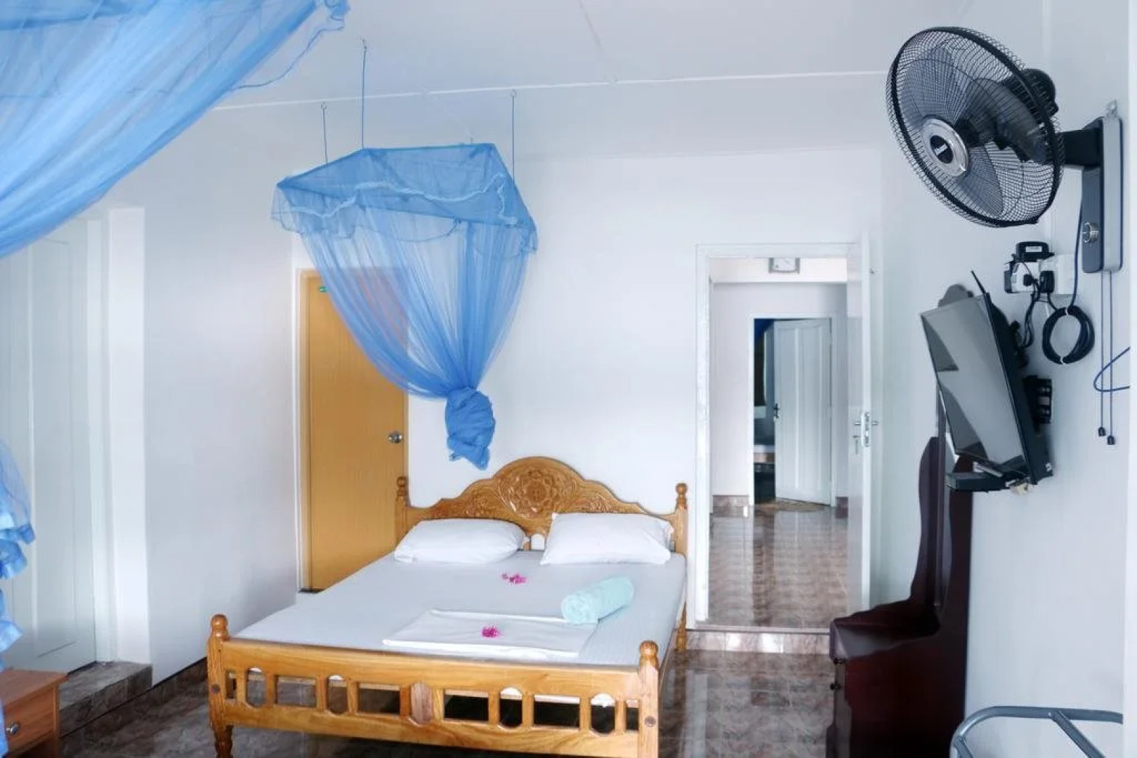 Vista Rooms Orrs Hill Road