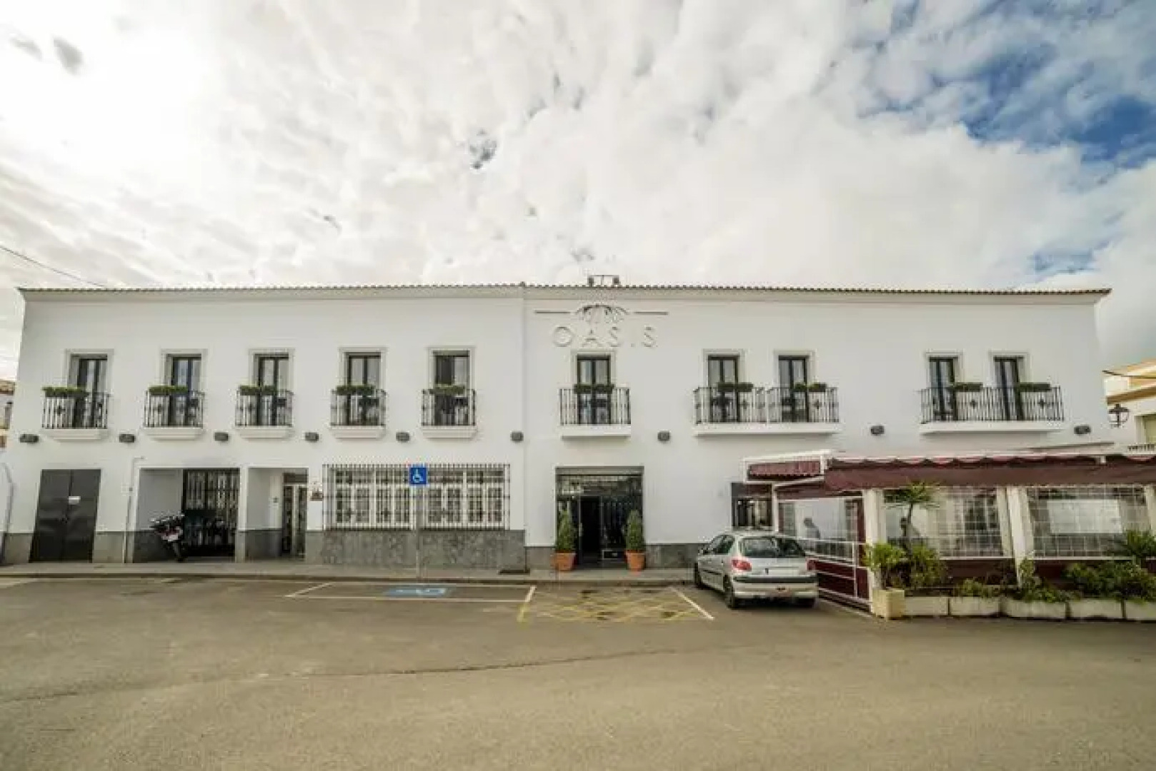 Hotel Oasis Familiar