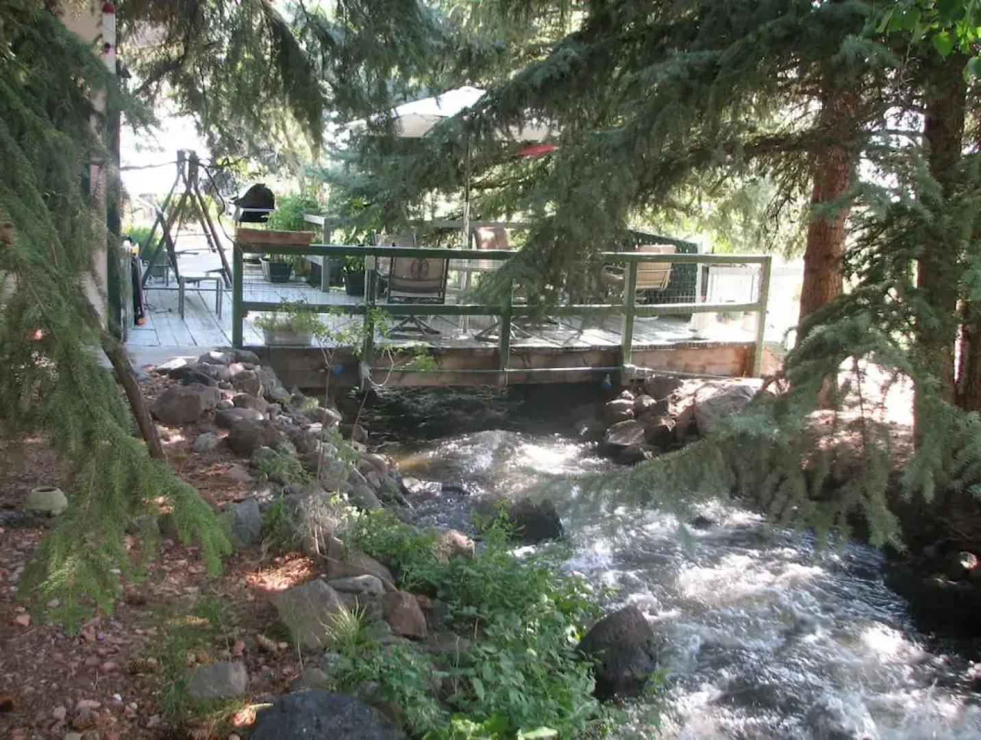 Creek Side Bed and Breakfast