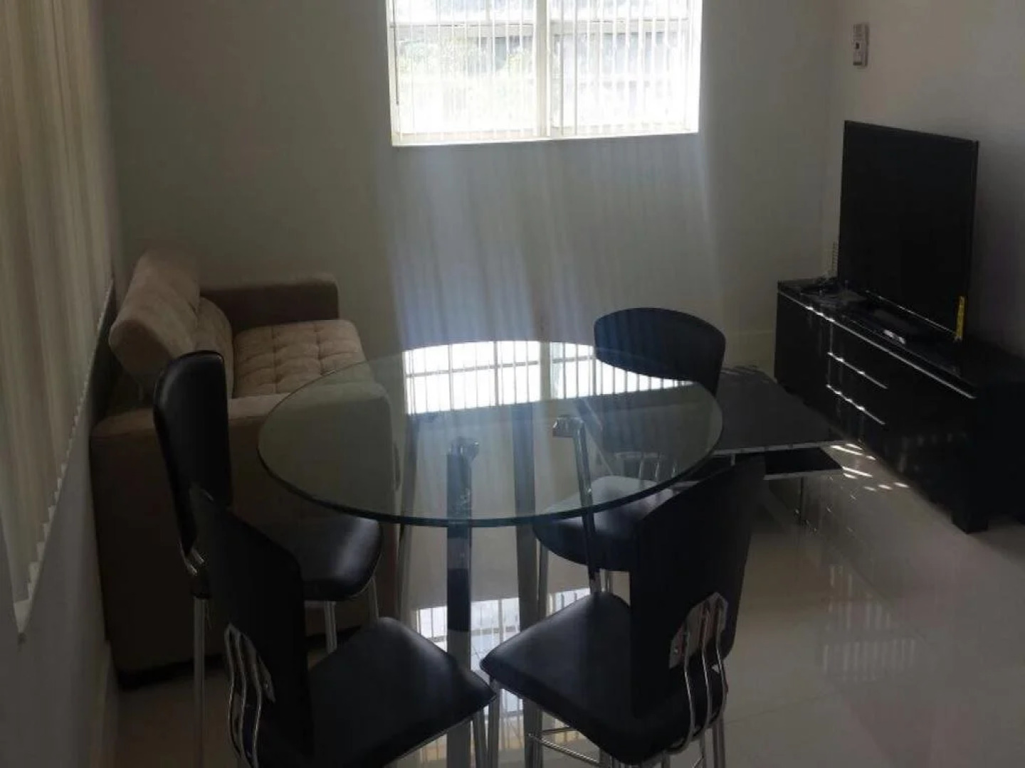 Luna Paradise by the Sea