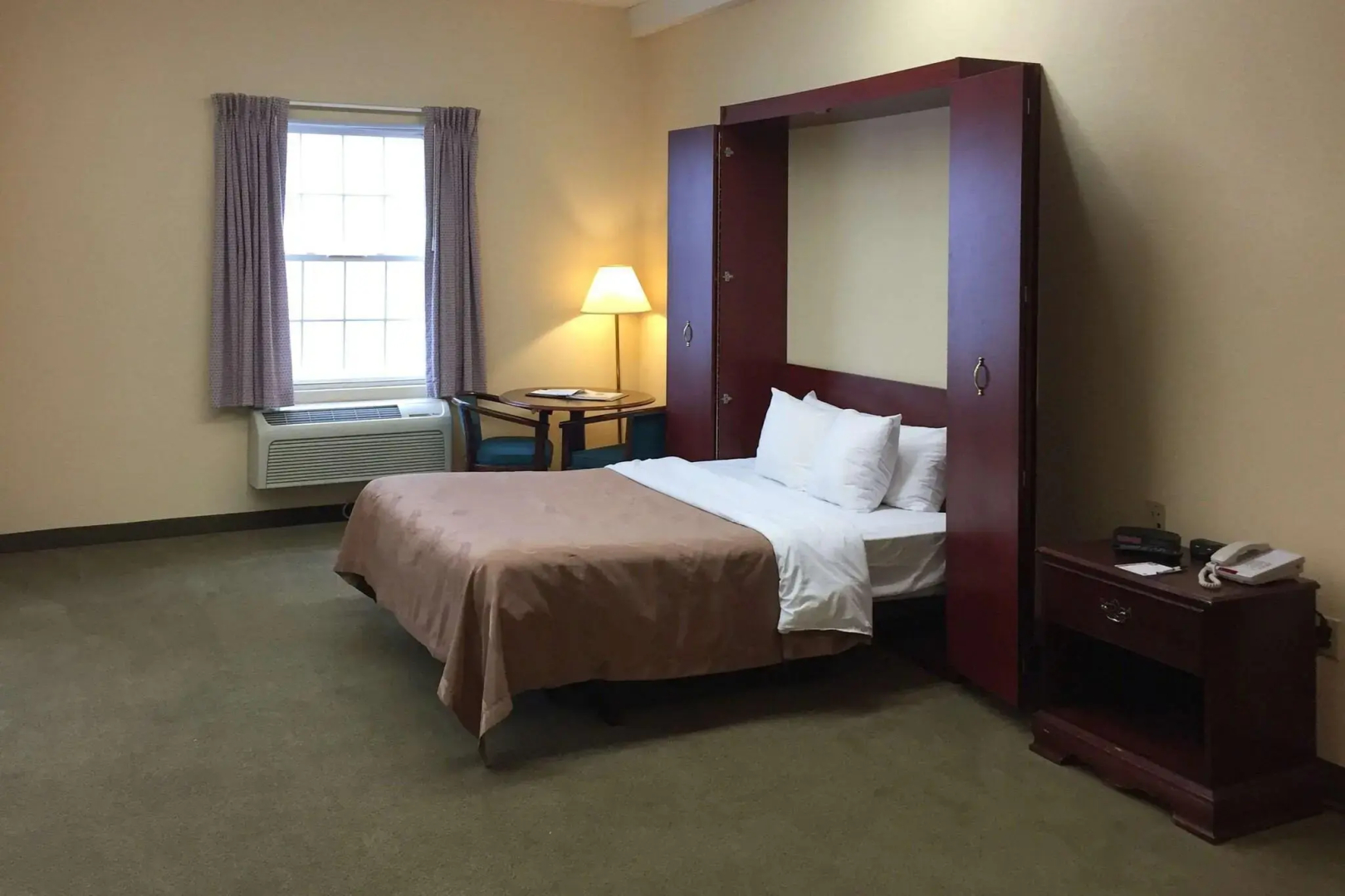 Quality Inn & Suites Bellville - Mansfield