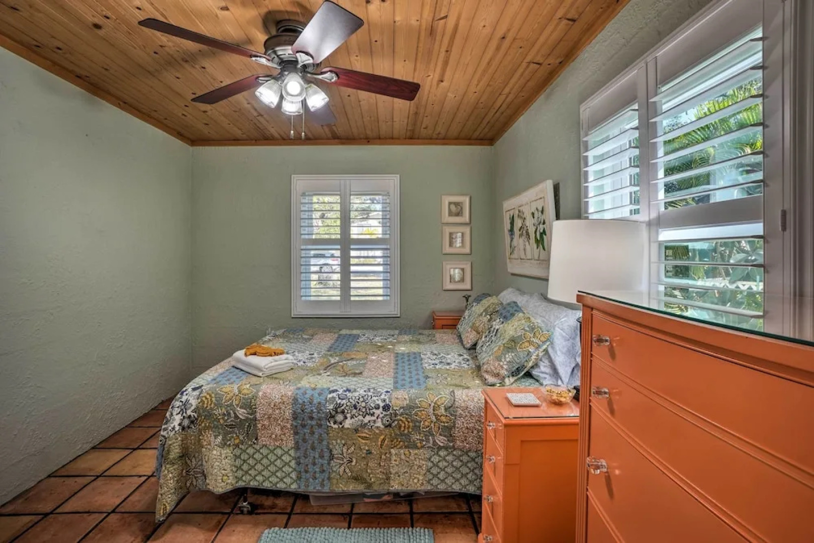 Palm Harbor Vacation Rental, Walk to Crystal Beach