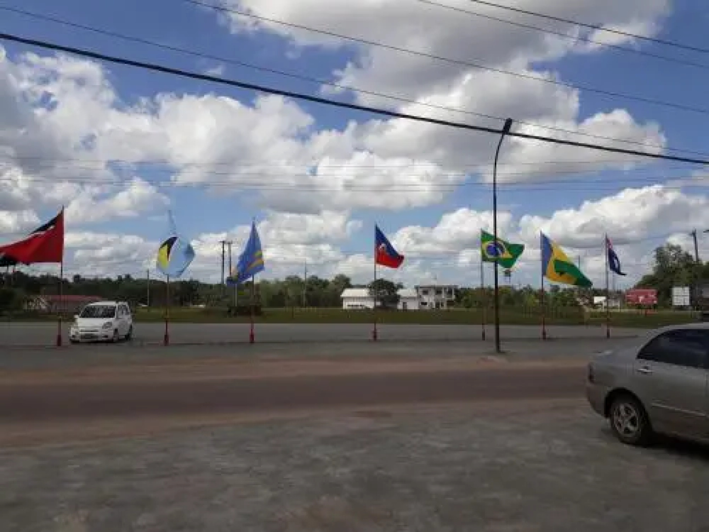 Rumanija's Airport Rooms