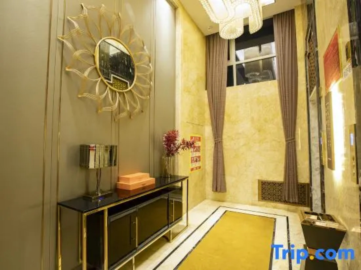 Yuanzhi Jiuse Boutique Hotel