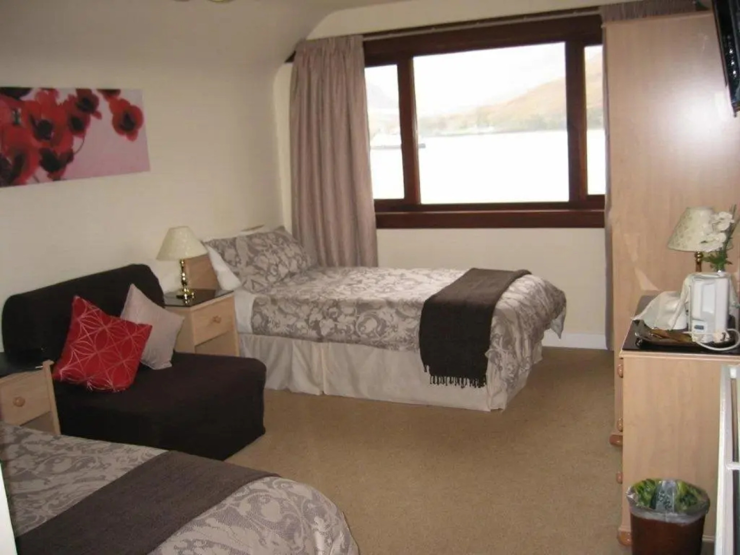 Stronchreggan View Guest House