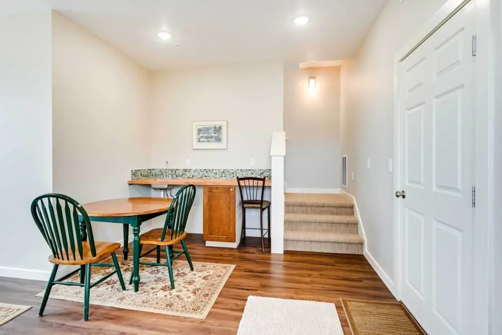 Waterfront Kenai Townhome < 1 Mi to Beach!