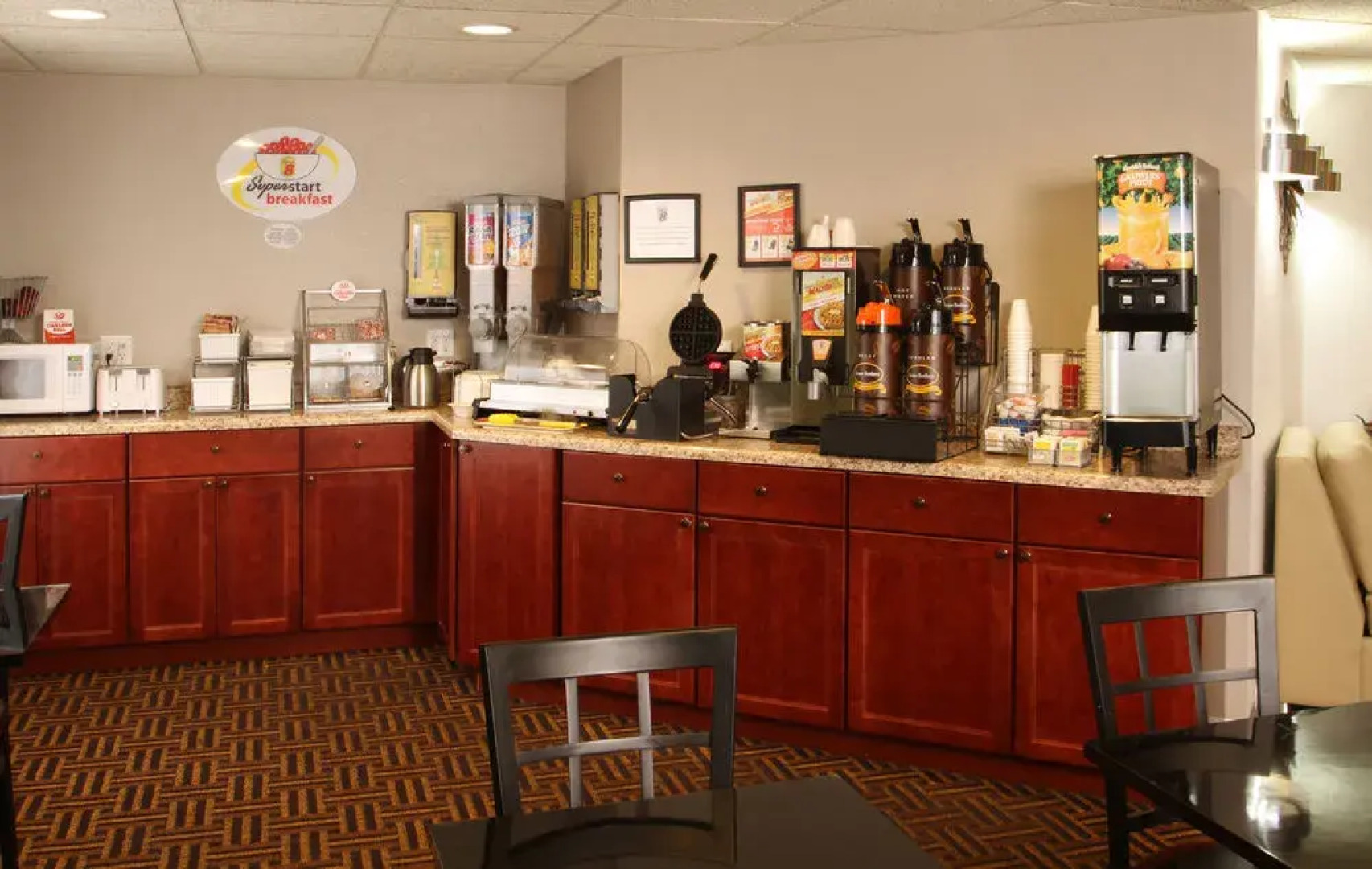 Super 8 Motel - Beaver Dam