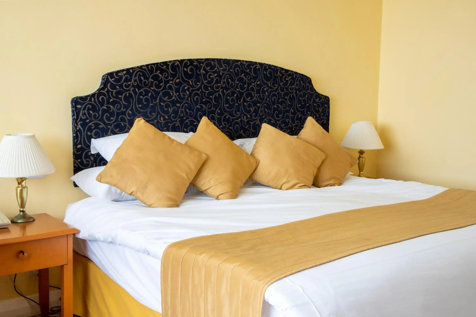 Tiverton Hotel Lounge & Venue