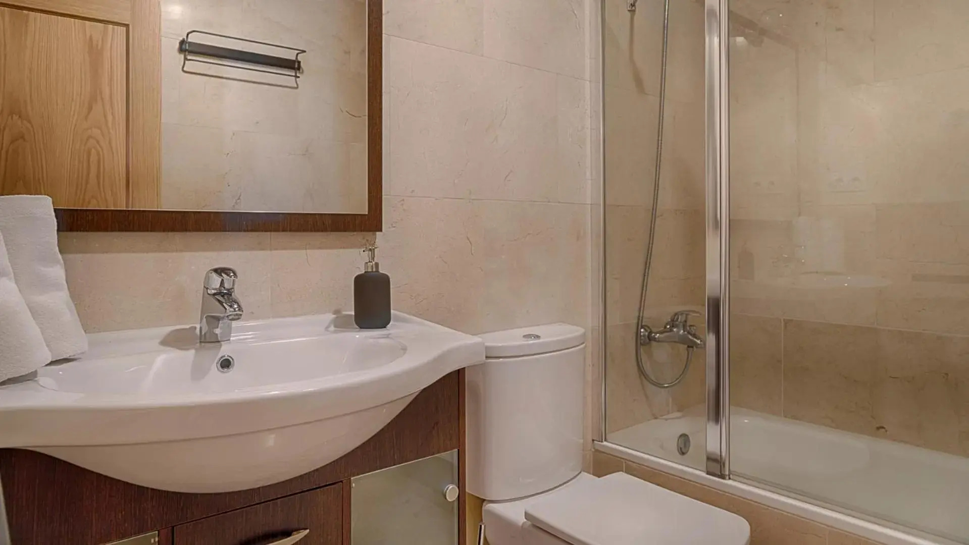 Saplan Apartamento SAUBAGA