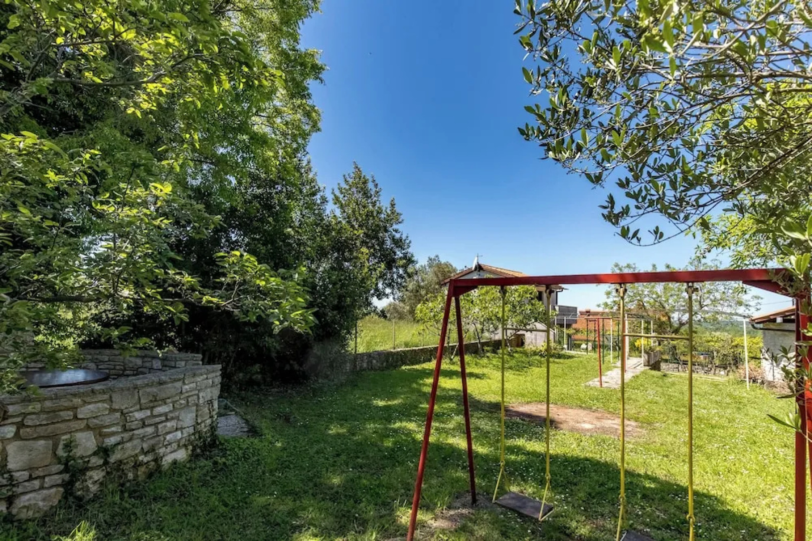 Holiday Home Sladonja Apartments