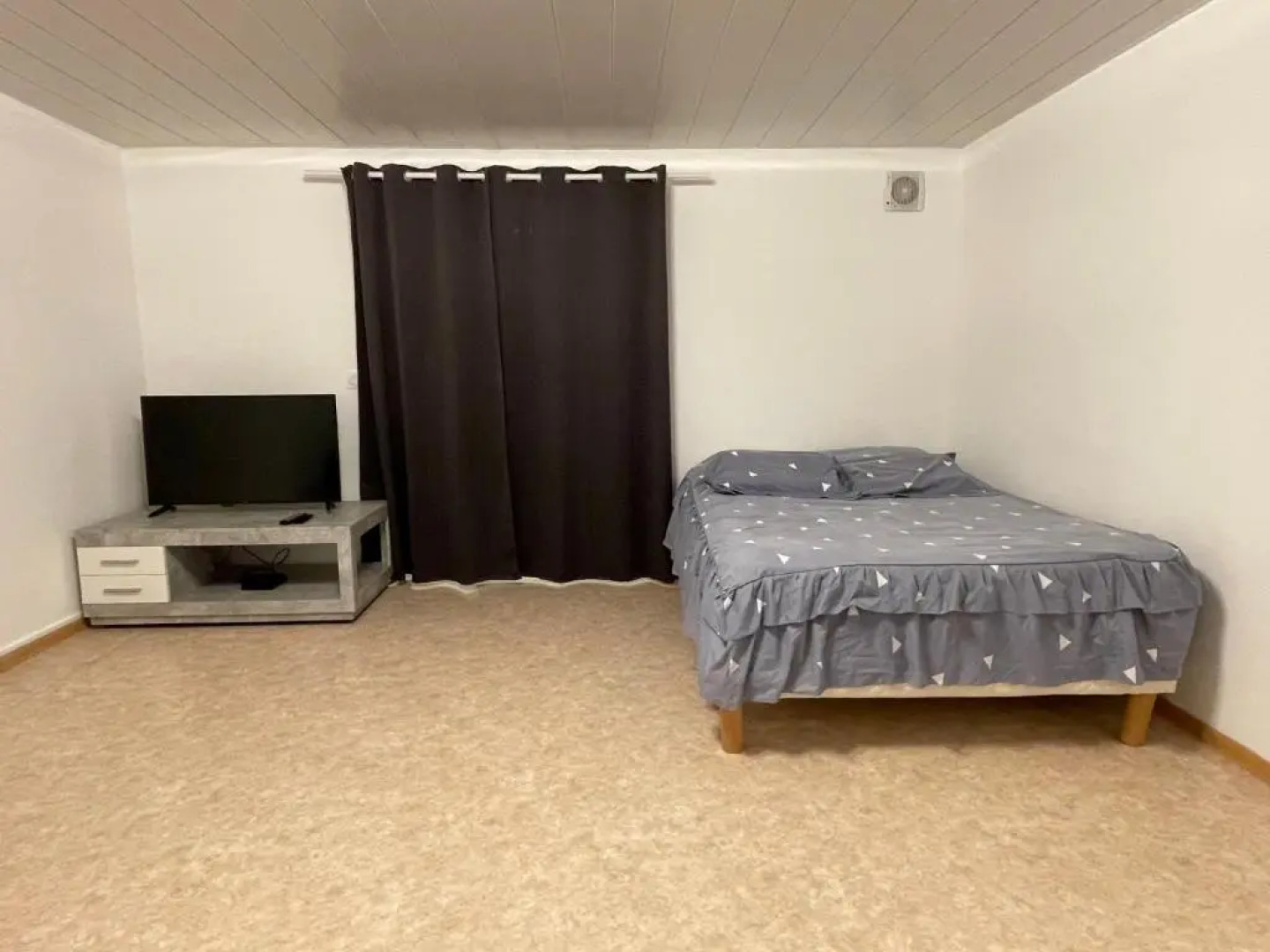 Appartement dans maison à Corbelin proche Walibi