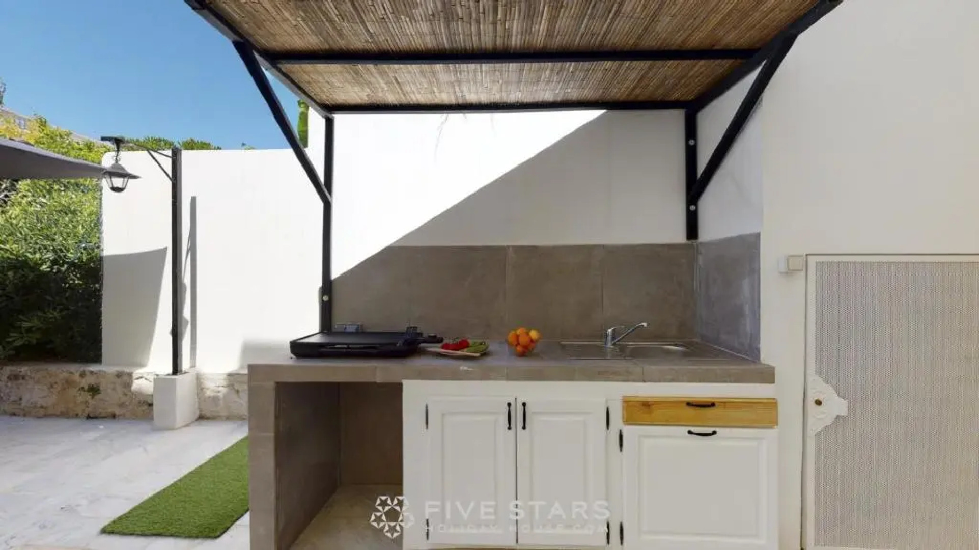 Villa Capriciosa - Five Stars Holiday House