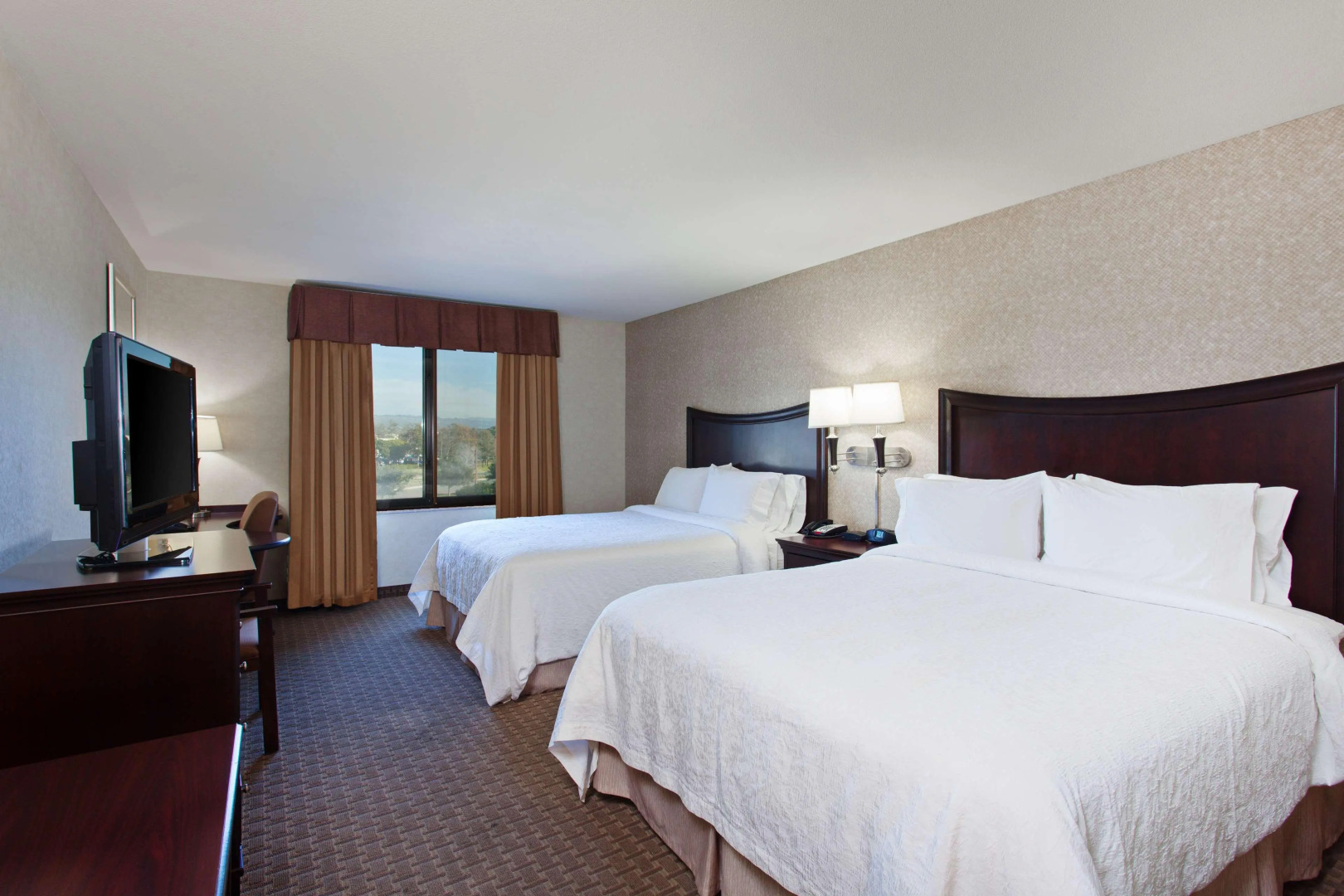 Hampton Inn & Suites Oakland Airport-Alameda