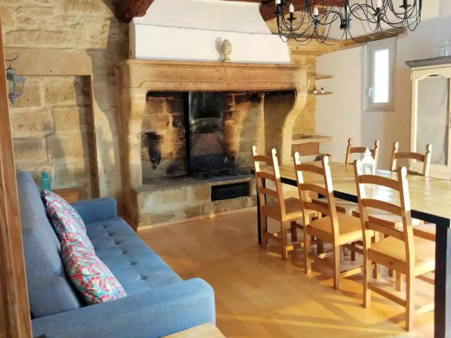 Maison de 3 chambres avec vue sur la ville terrasse amenagee et wifi a Mus