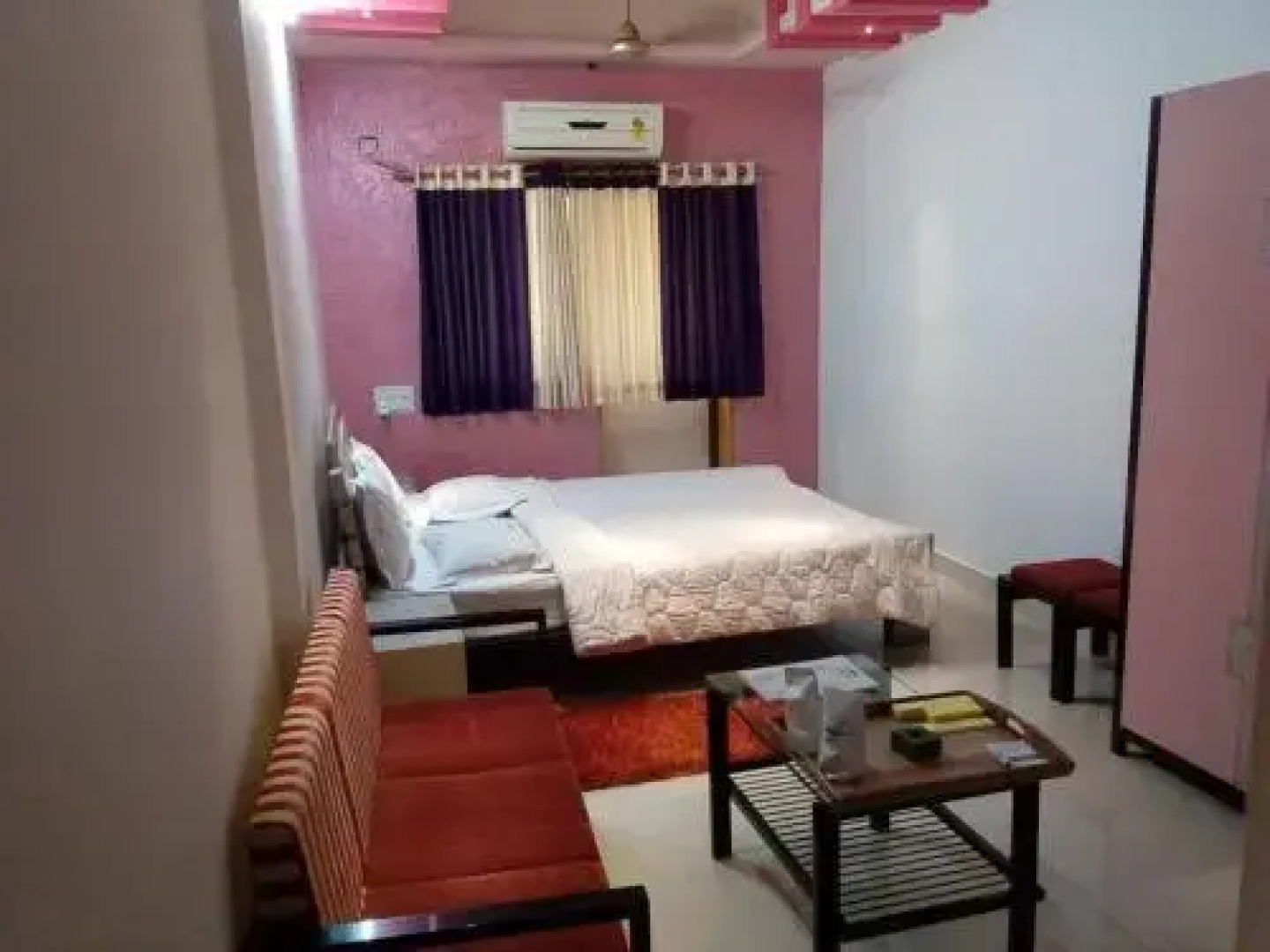 Hotel Bhagyoday Palace