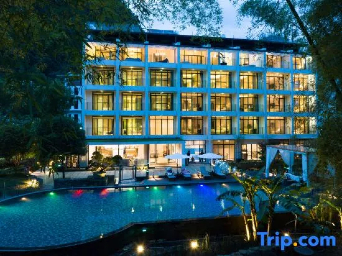 Courtyard Hotel - Yulong River Branch