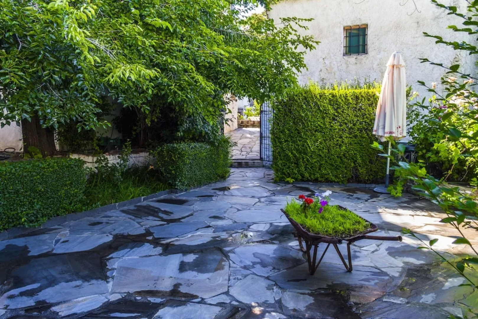 Hostal Rural Poqueira