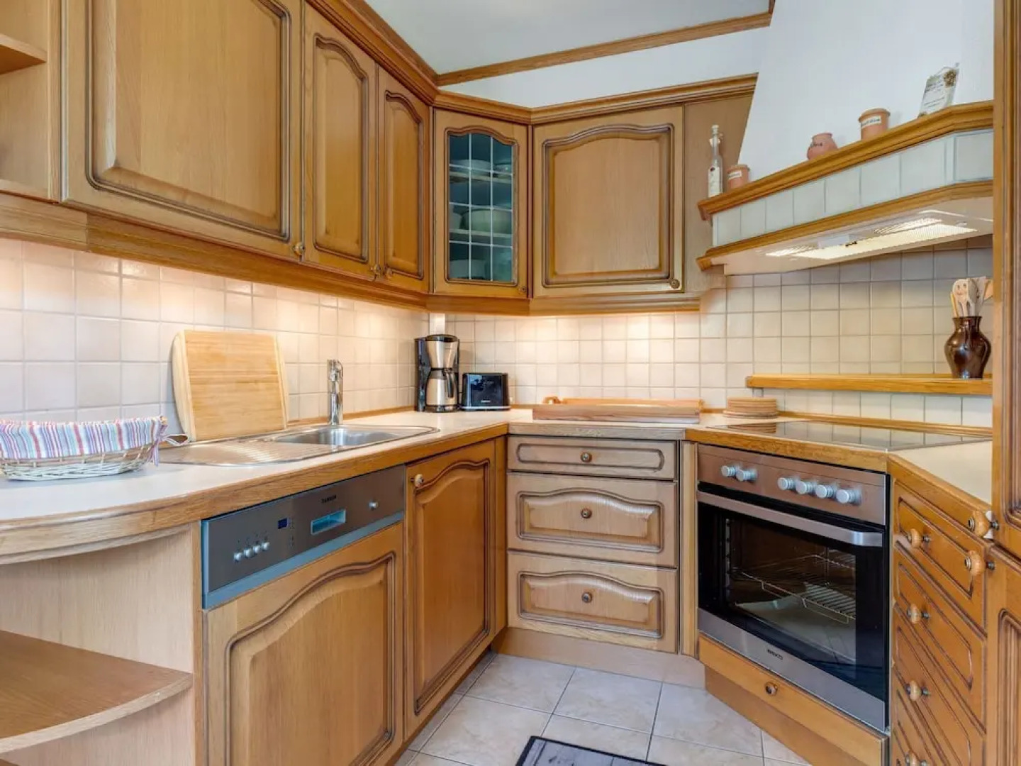 Cozy Holiday Home in Kuhlungsborn near Baltic Sea Coast