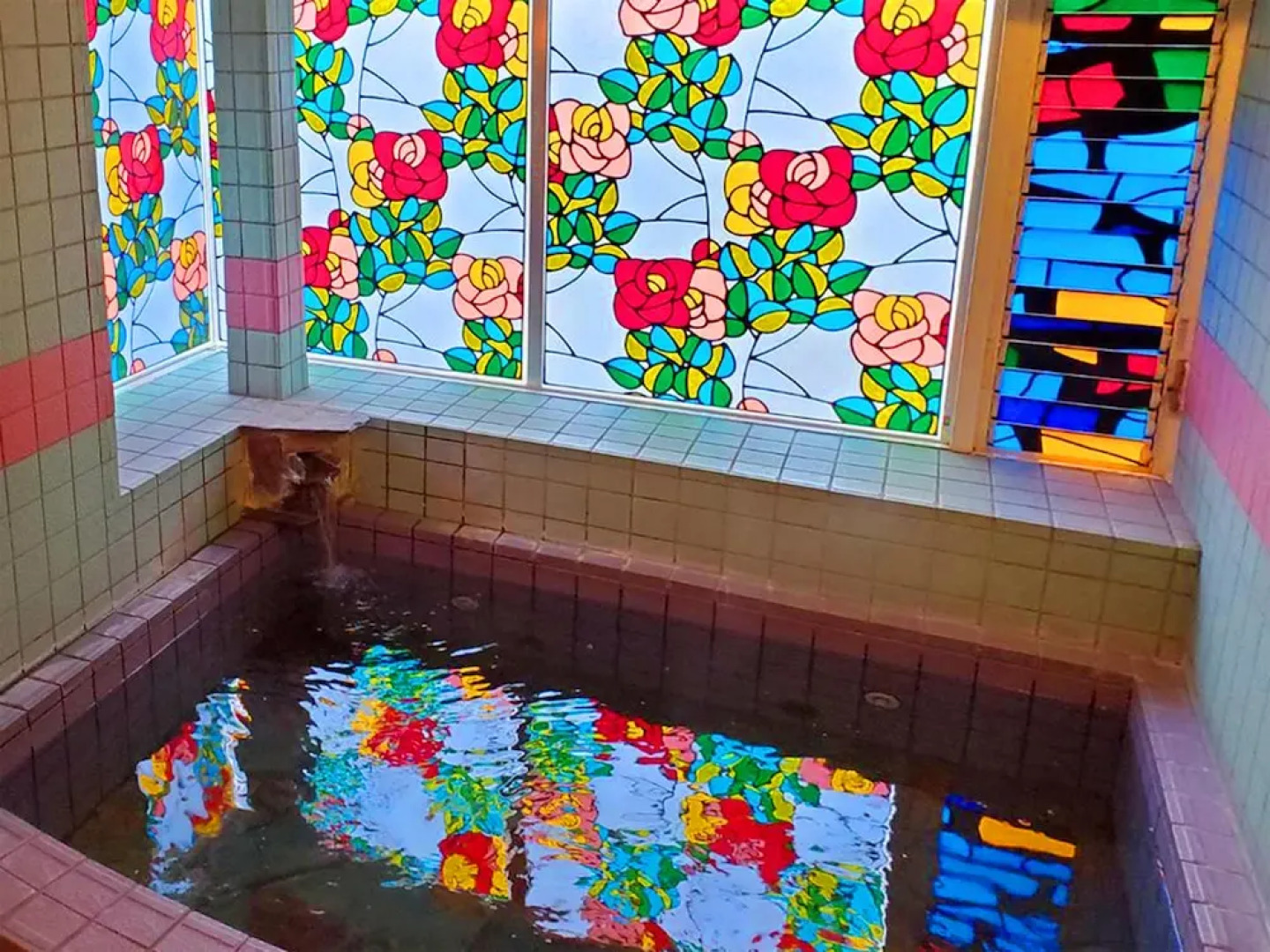 Shirahama Pension Hyakumanbon No Bara