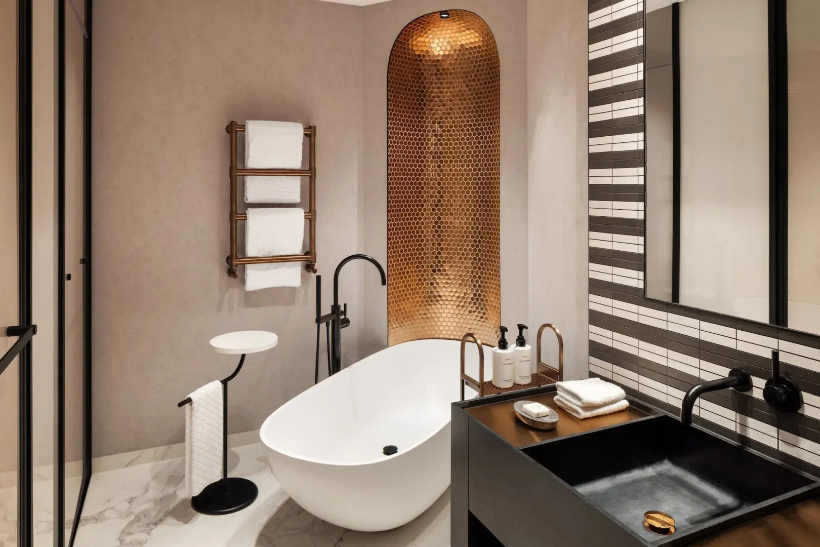 Paragraph Freedom Square, A Luxury Collection Hotel, Tbilisi