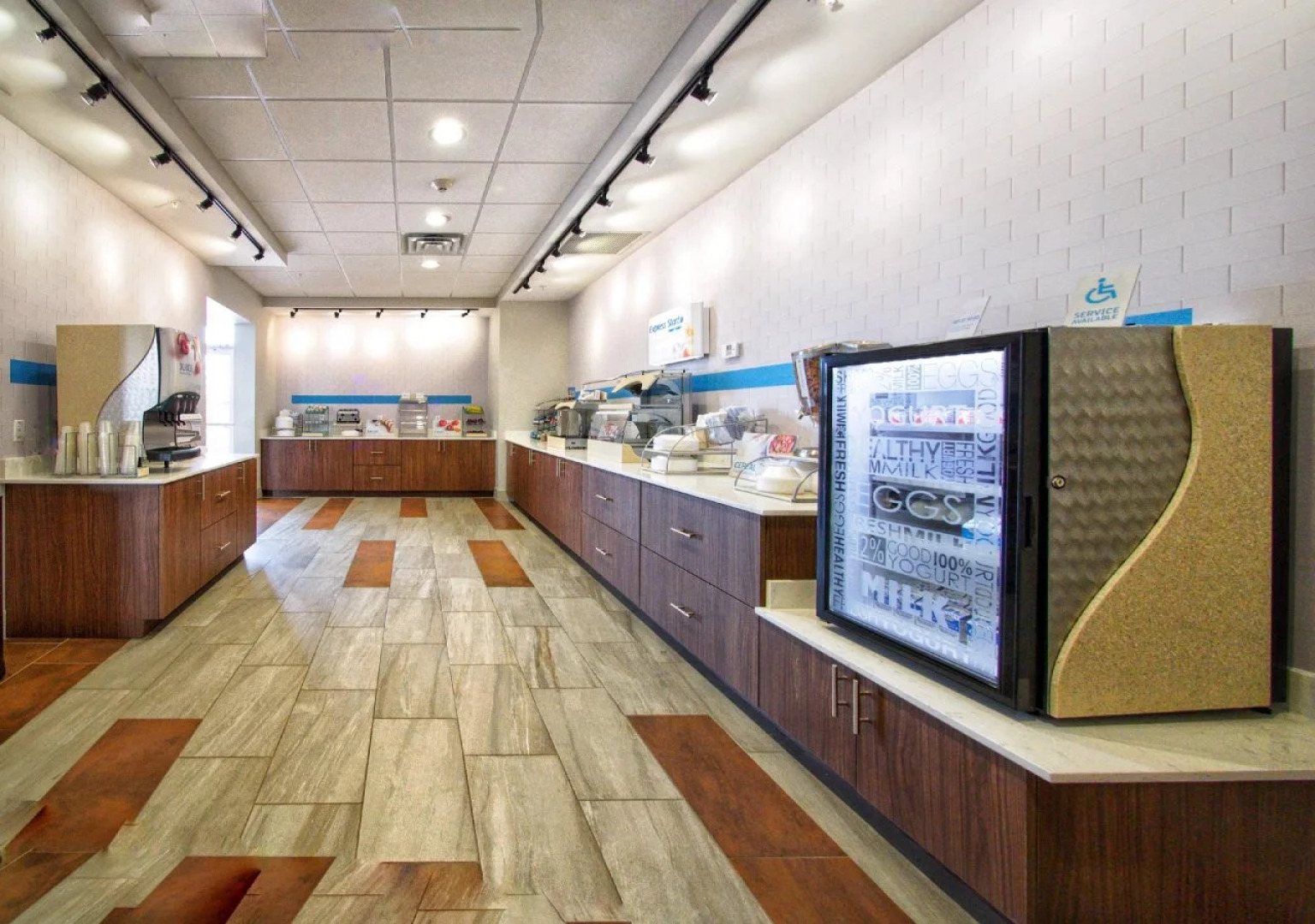 Holiday Inn Express & Suites Moore by IHG