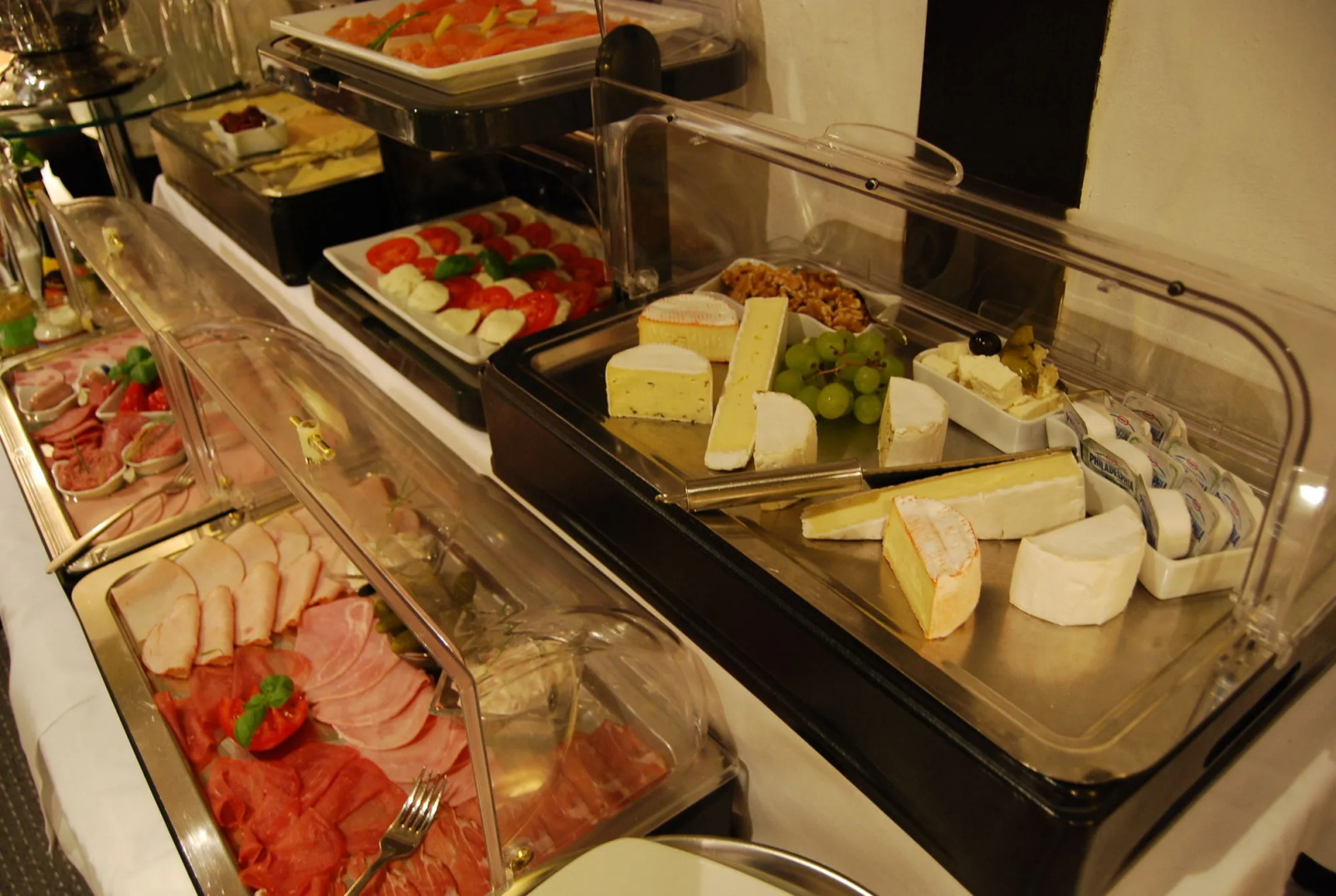 Dom Hotel Am Römerbrunnen