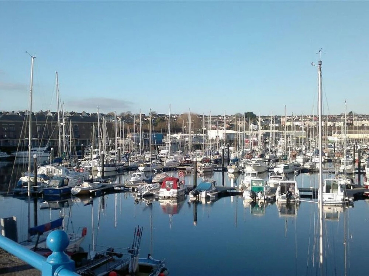 Modern Holiday Home in Milford Haven With Balcony
