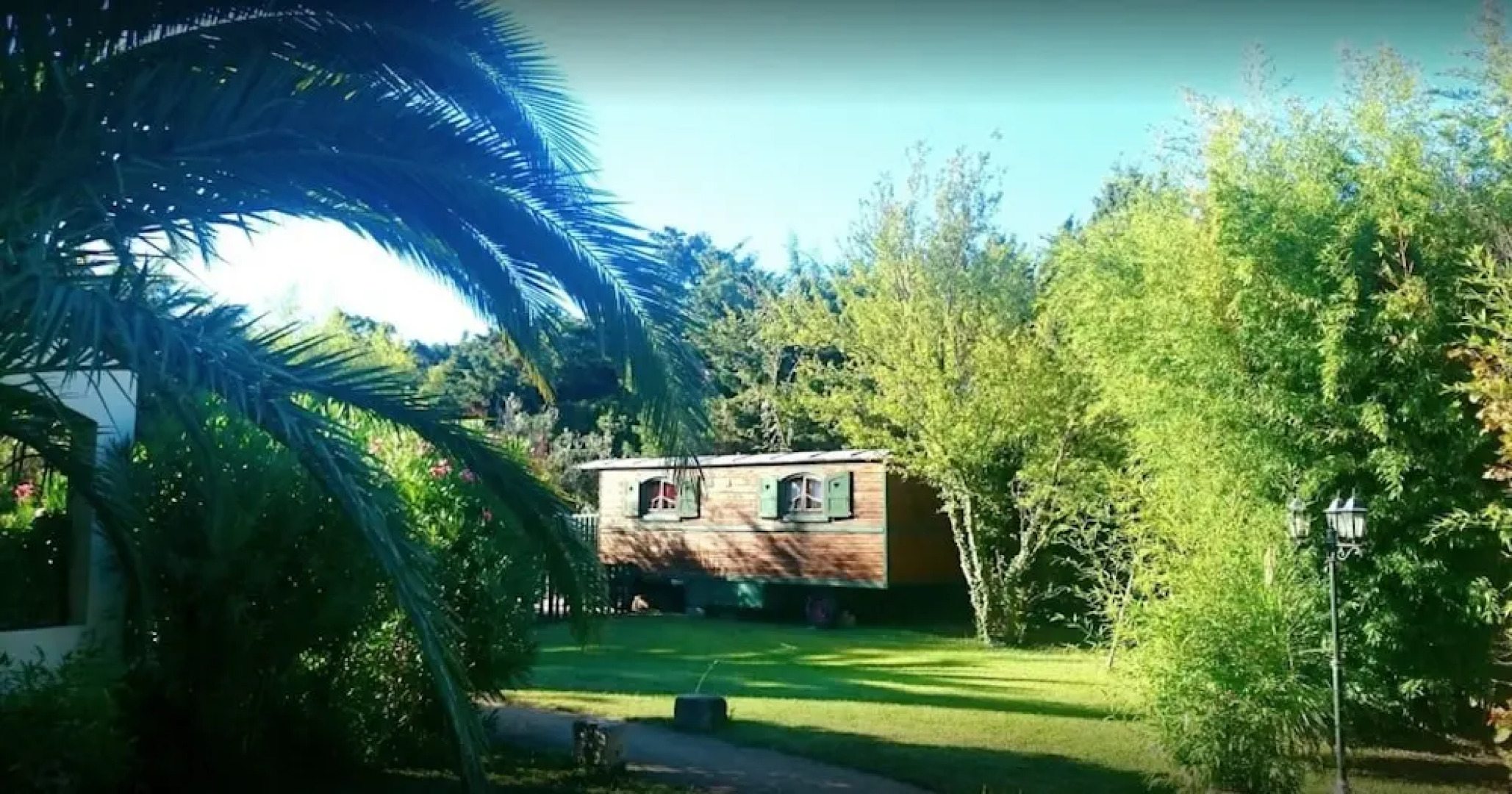 La roulotte des Alpilles Gypsy Chic