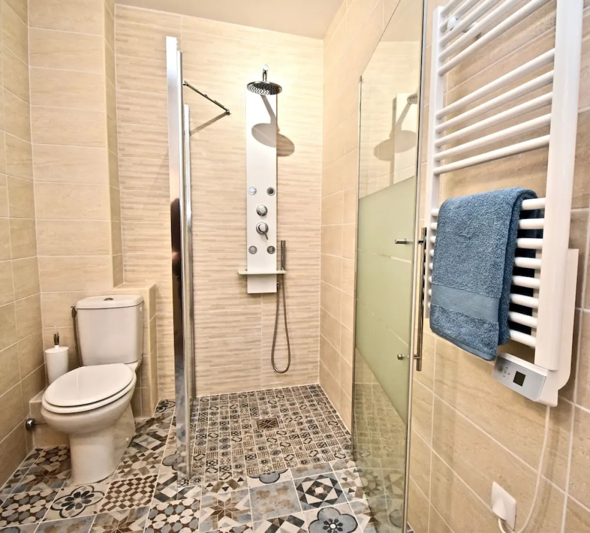 Riviera Standing Appartement La Couronne Premium, vue mer